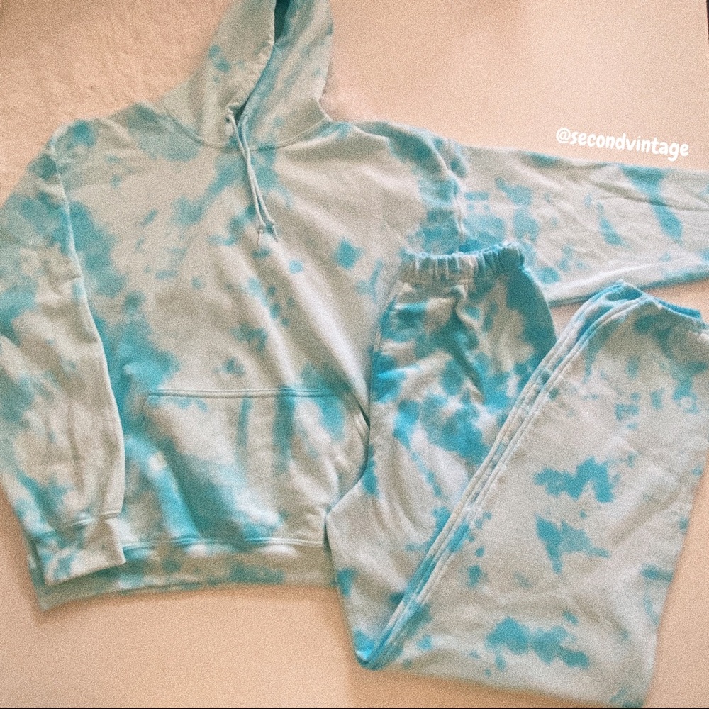 Blue Tie Dye Sweatpants & Hoodie Sweatsuit Set